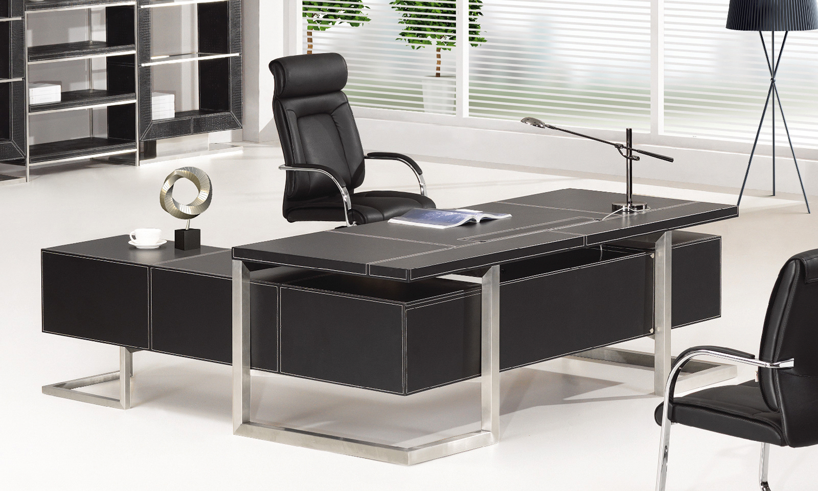 Chef Schreibtisch Venedig rechts schwarz Bürömöbel Winkelschreibtisch Edelstahl Hochwertig